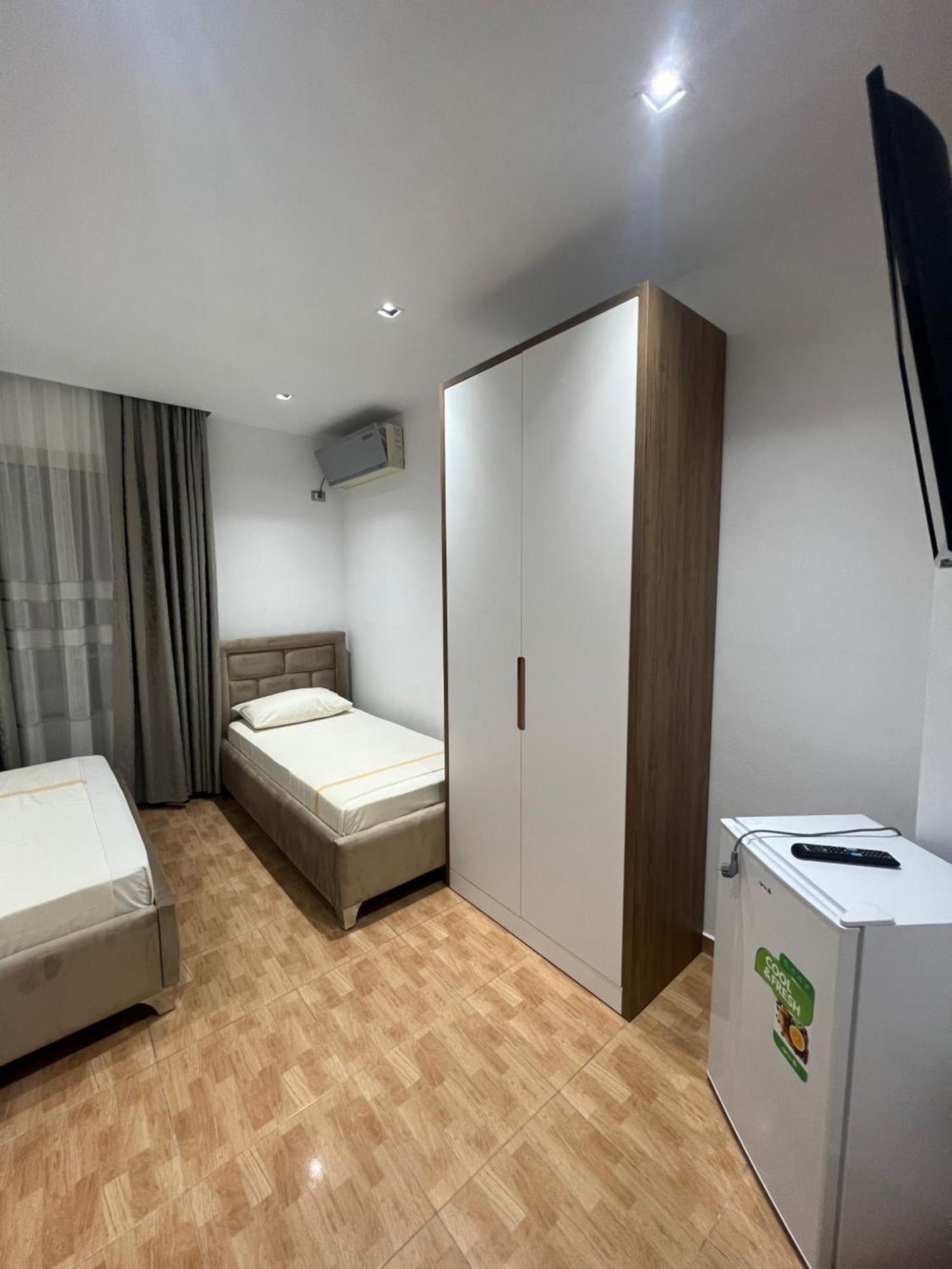 Guesthouse Cami Durres Exterior photo