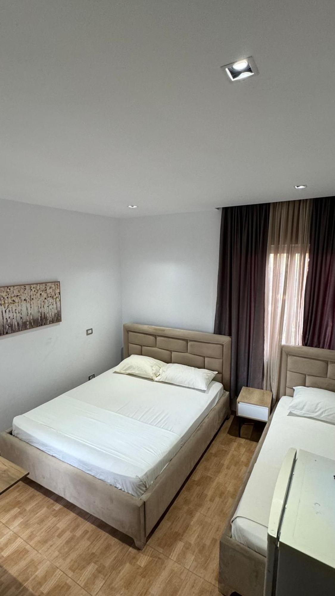 Guesthouse Cami Durres Exterior photo